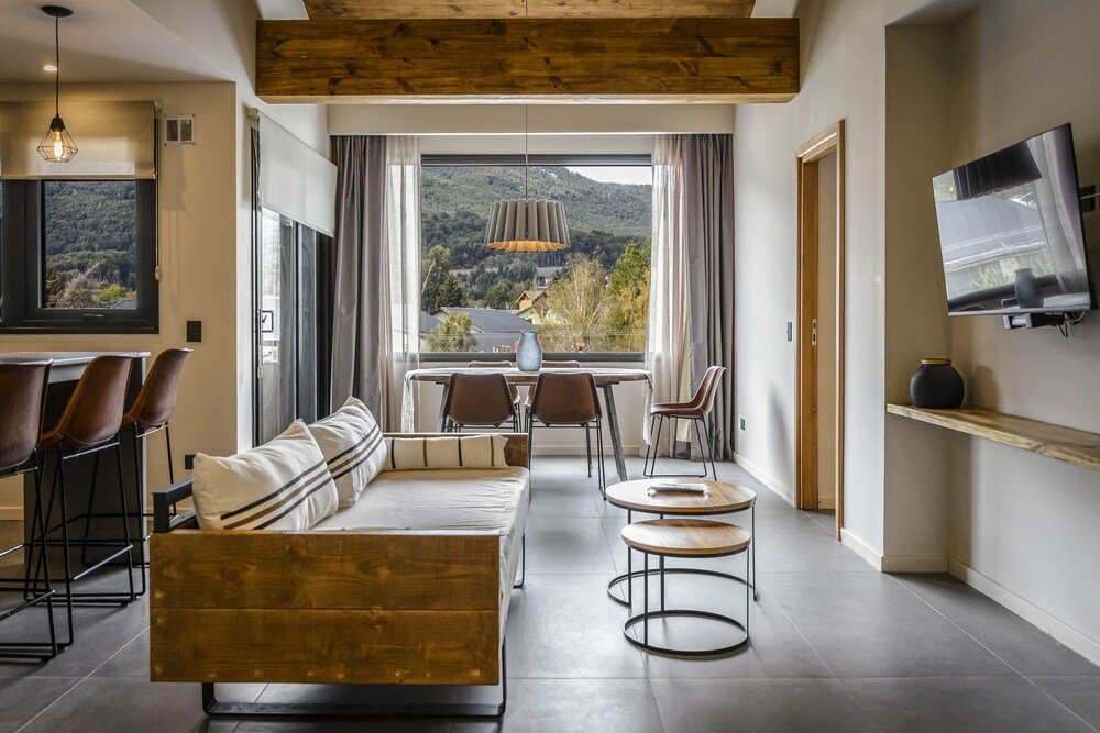 Terrace with outdoor seating at the aparts at Gluck Patagonia Aparts