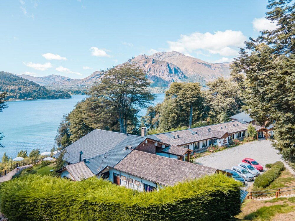 Exterior of the lodge at Villa Los Coihues